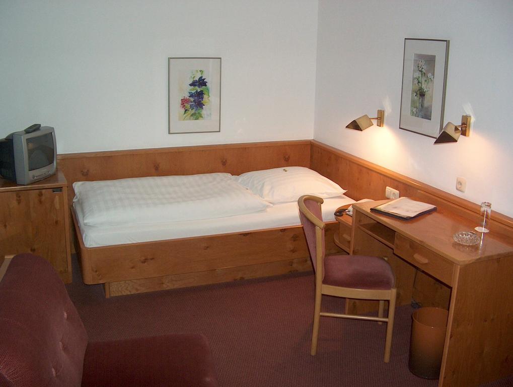 Hotel Pelli Hof Rendsburg By Tulip Inn Esterno foto