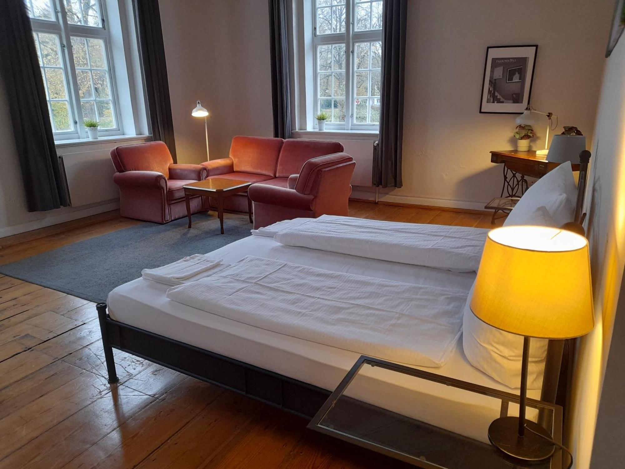 Hotel Pelli Hof Rendsburg By Tulip Inn Esterno foto