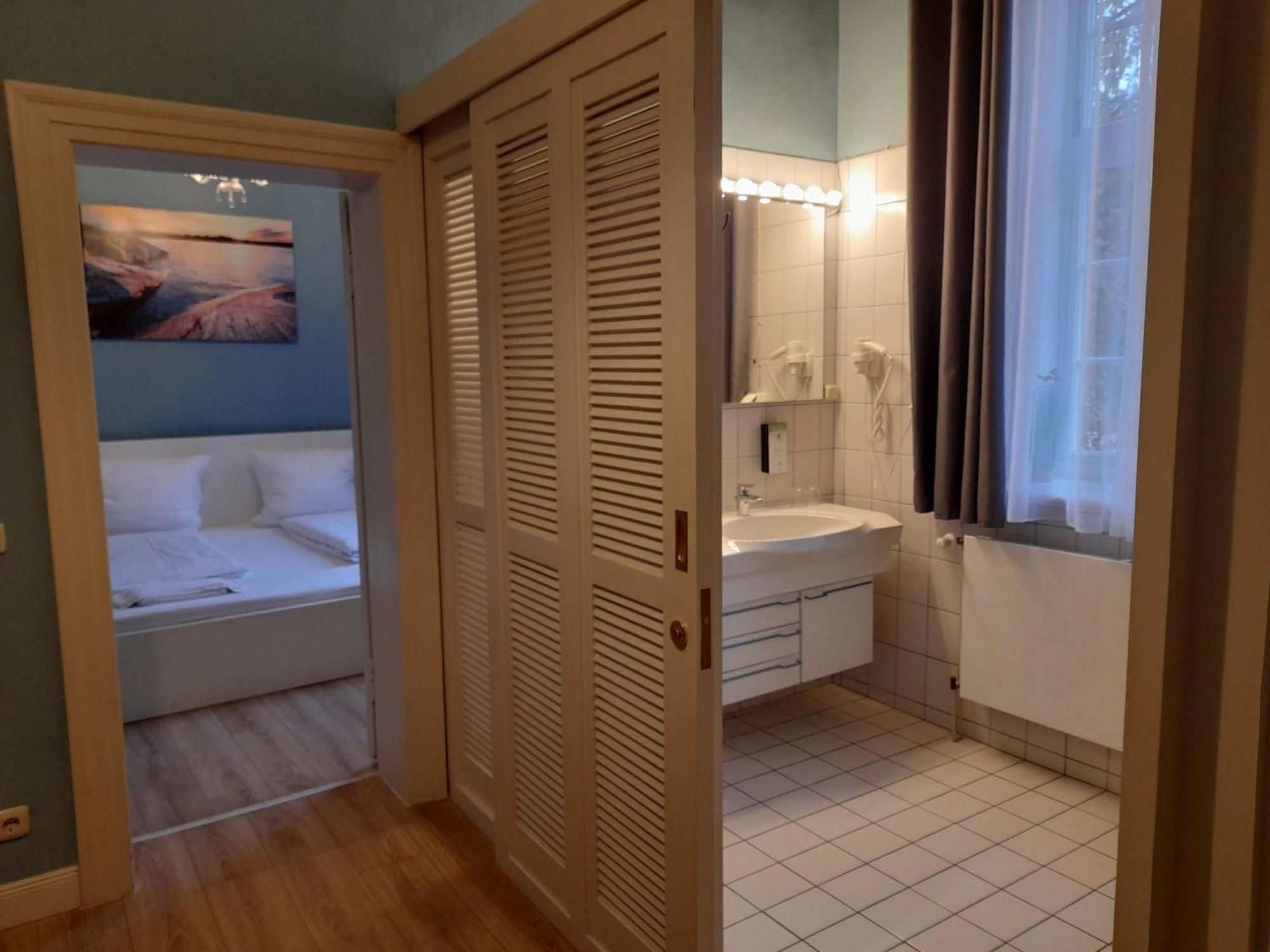 Hotel Pelli Hof Rendsburg By Tulip Inn Esterno foto